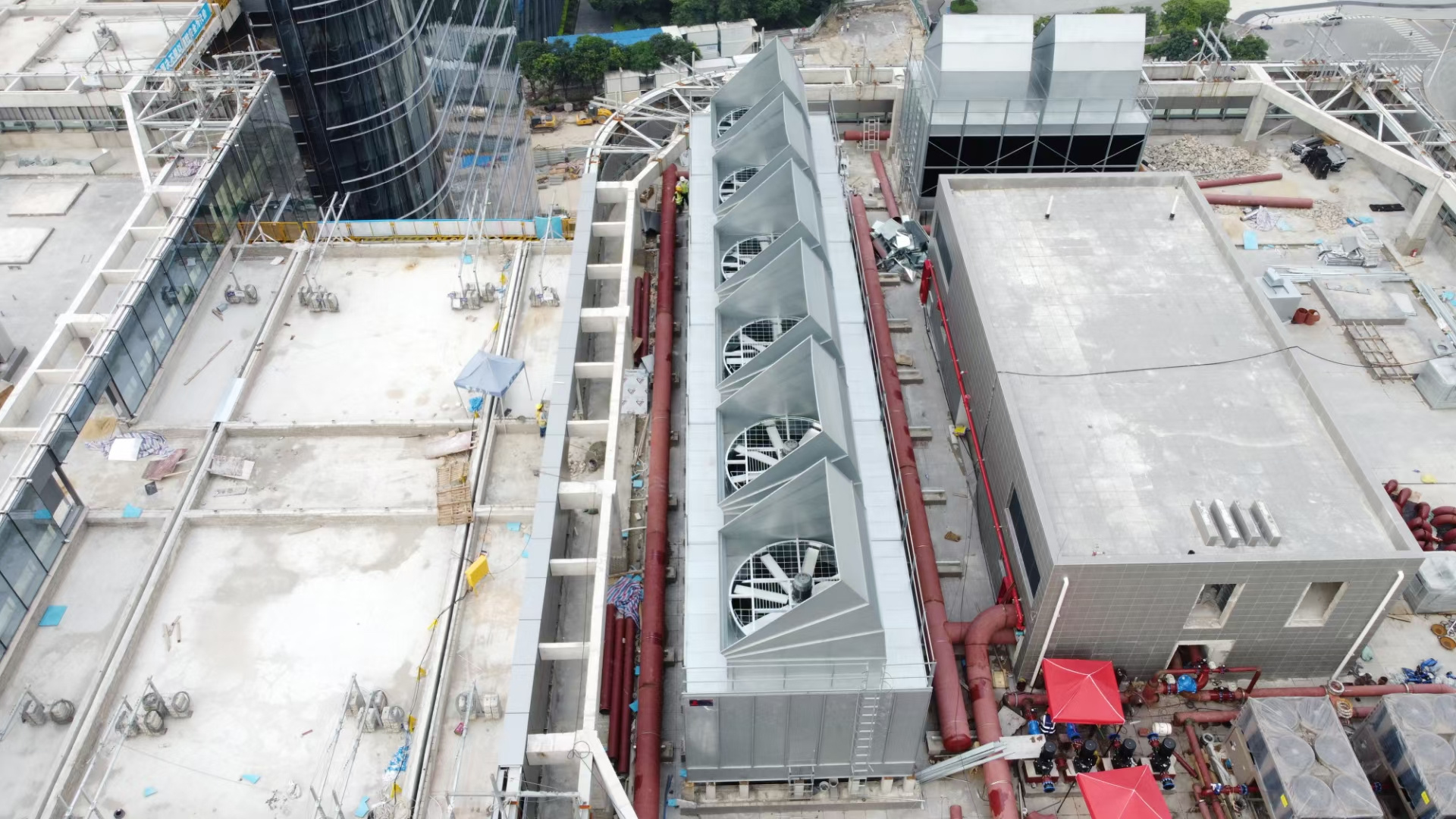 鄭州玻璃鋼罐有什么性能,鄭州玻璃鋼雕塑定做