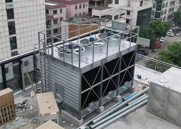 工業(yè)冷卻塔廠家介紹減少冷卻塔填料堵塞的三大措施(全國最大的冷卻塔填料生產(chǎn)廠家)